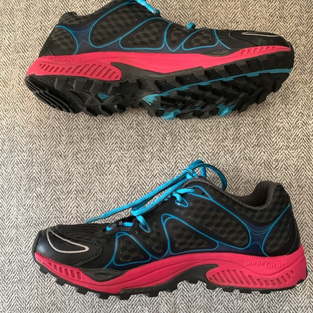 Vasque Shoes - Picture 4 of 12